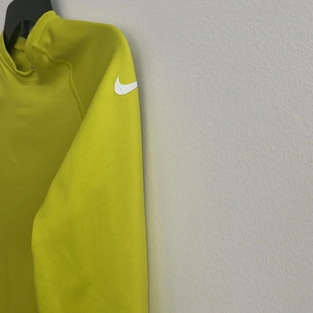 Nike therma fit brigth yellow volt long sleeve top Sz Small women's - Picture 3 of 12